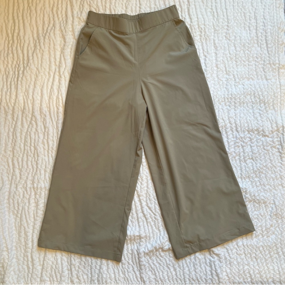 Koydan- Lightweight Wide Leg Khaki pants- Small